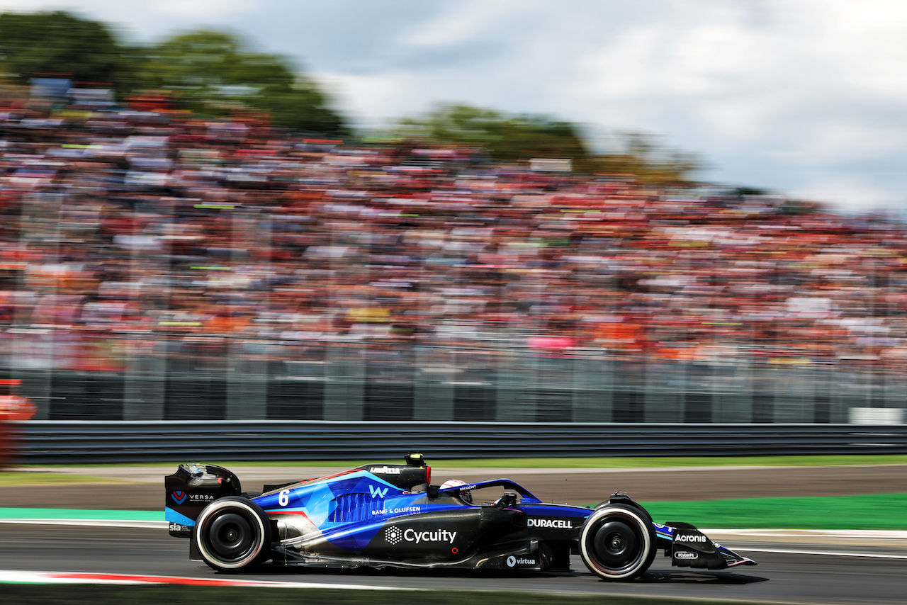 GP ITALIA, Nicholas Latifi (CDN) Williams Racing FW44.
09.09.2022. Formula 1 World Championship, Rd 16, Italian Grand Prix, Monza, Italy, Practice Day.
- www.xpbimages.com, EMail: requests@xpbimages.com © Copyright: Bearne / XPB Images
