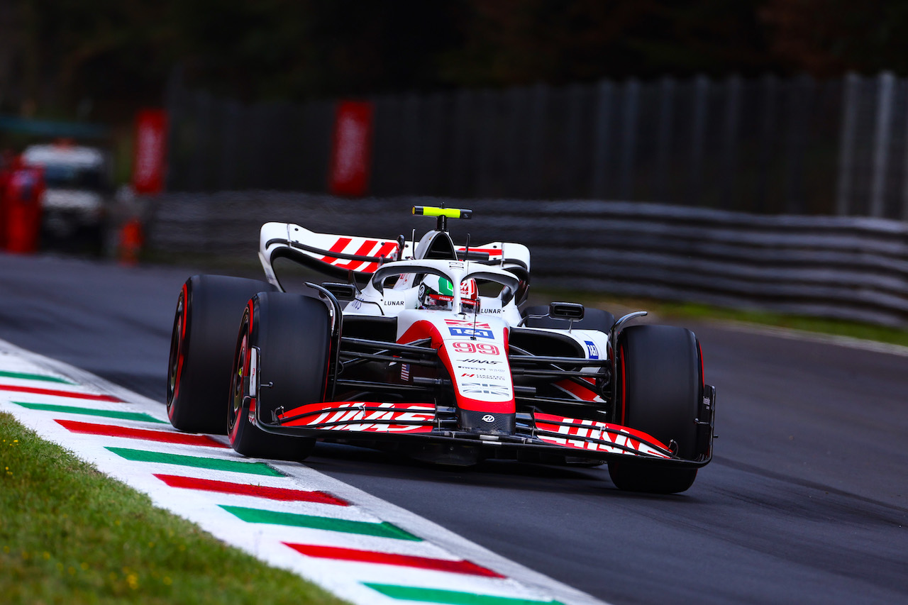 GP ITALIA, Antonio Giovinazzi (ITA) Haas
09.09.2022. Formula 1 World Championship, Rd 16, Italian Grand Prix, Monza, Italy, Practice Day.
- www.xpbimages.com, EMail: requests@xpbimages.com ¬© Copyright: Charniaux / XPB Images