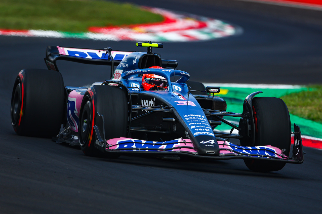 GP ITALIA, Esteban Ocon (FRA), Alpine F1 Team 
09.09.2022. Formula 1 World Championship, Rd 16, Italian Grand Prix, Monza, Italy, Practice Day.
- www.xpbimages.com, EMail: requests@xpbimages.com ¬© Copyright: Charniaux / XPB Images