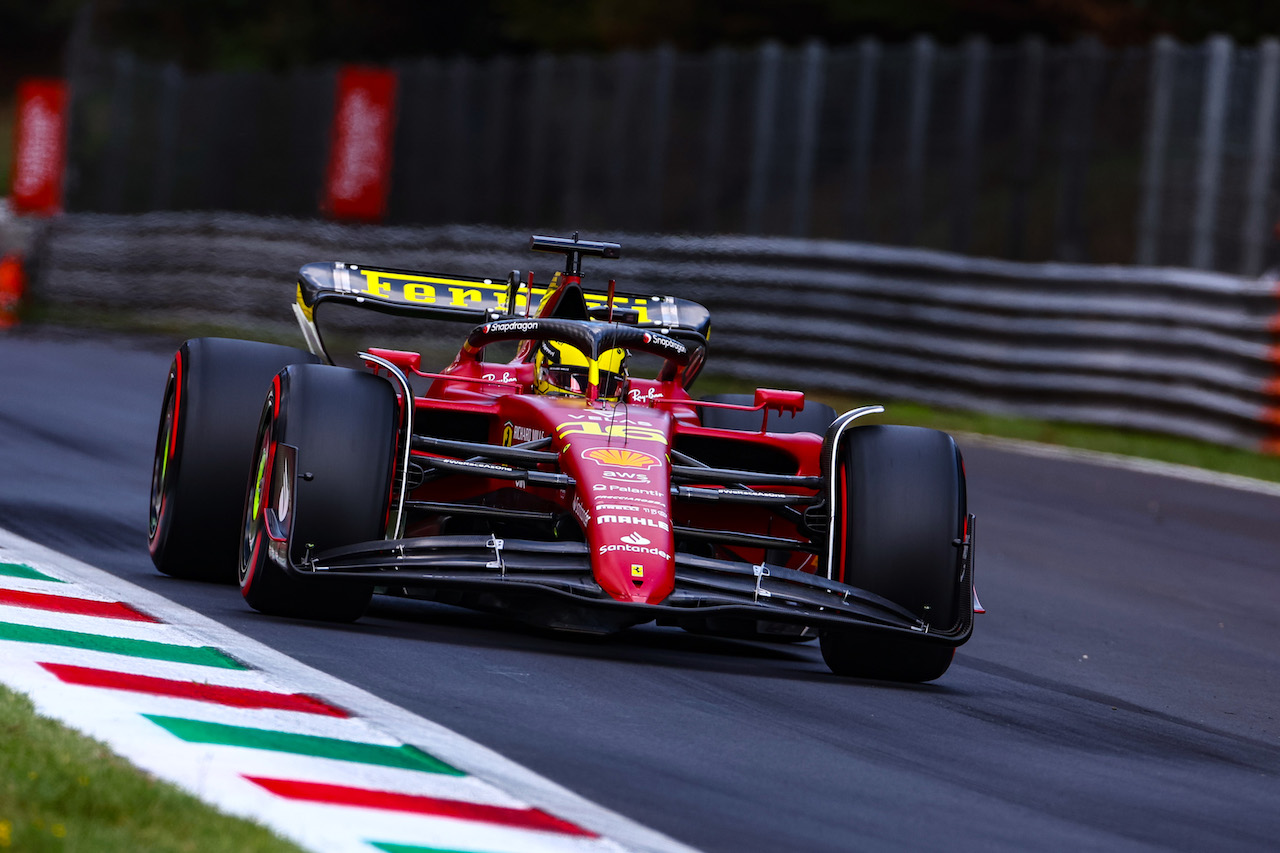 GP ITALIA, Charles Leclerc (FRA), Ferrari 
09.09.2022. Formula 1 World Championship, Rd 16, Italian Grand Prix, Monza, Italy, Practice Day.
- www.xpbimages.com, EMail: requests@xpbimages.com ¬© Copyright: Charniaux / XPB Images