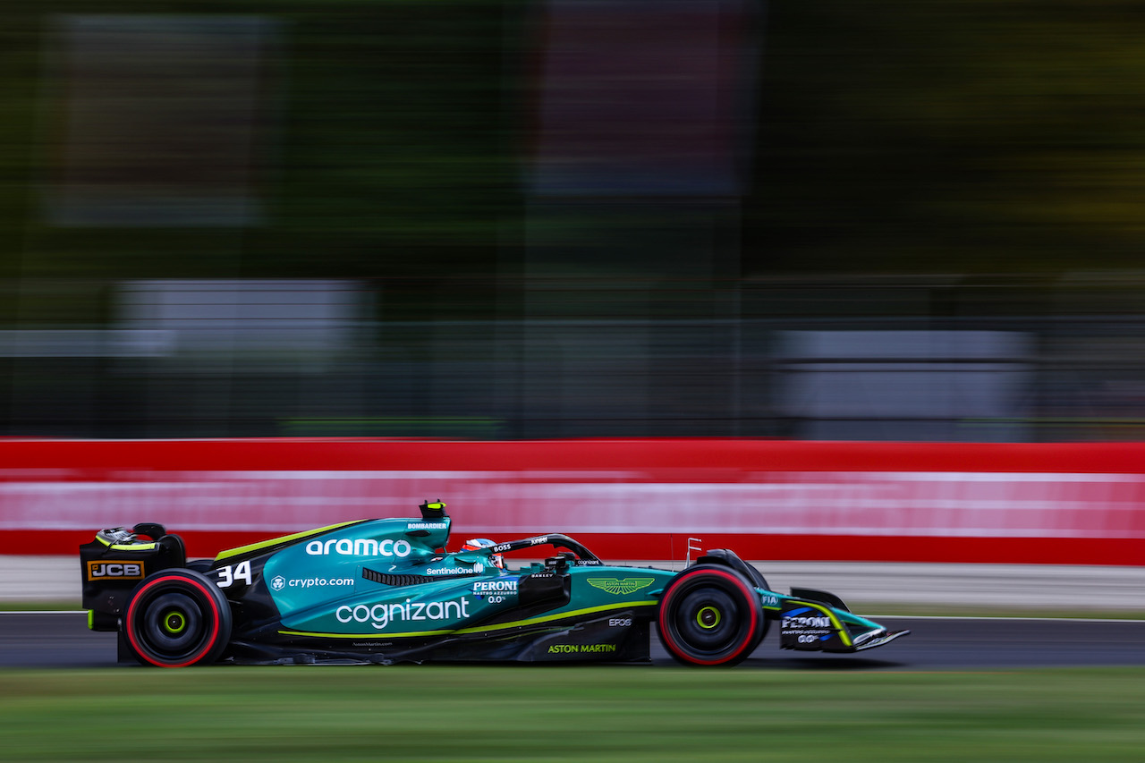 GP ITALIA, Nyck de Vries (NLD) Aston Martin F1 Team
09.09.2022. Formula 1 World Championship, Rd 16, Italian Grand Prix, Monza, Italy, Practice Day.
- www.xpbimages.com, EMail: requests@xpbimages.com ¬© Copyright: Charniaux / XPB Images
