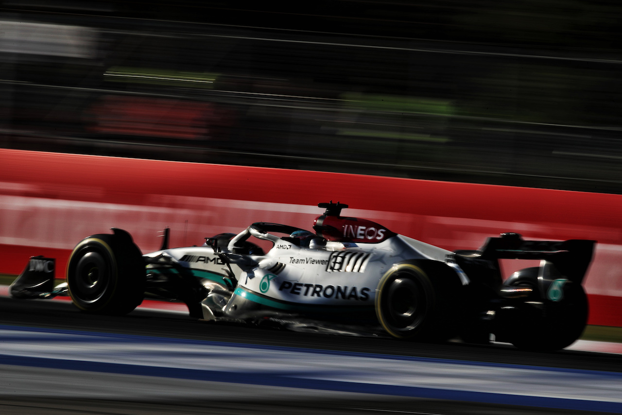 GP ITALIA, George Russell (GBR) Mercedes AMG F1 W13.
09.09.2022. Formula 1 World Championship, Rd 16, Italian Grand Prix, Monza, Italy, Practice Day.
 - www.xpbimages.com, EMail: requests@xpbimages.com © Copyright: Coates / XPB Images