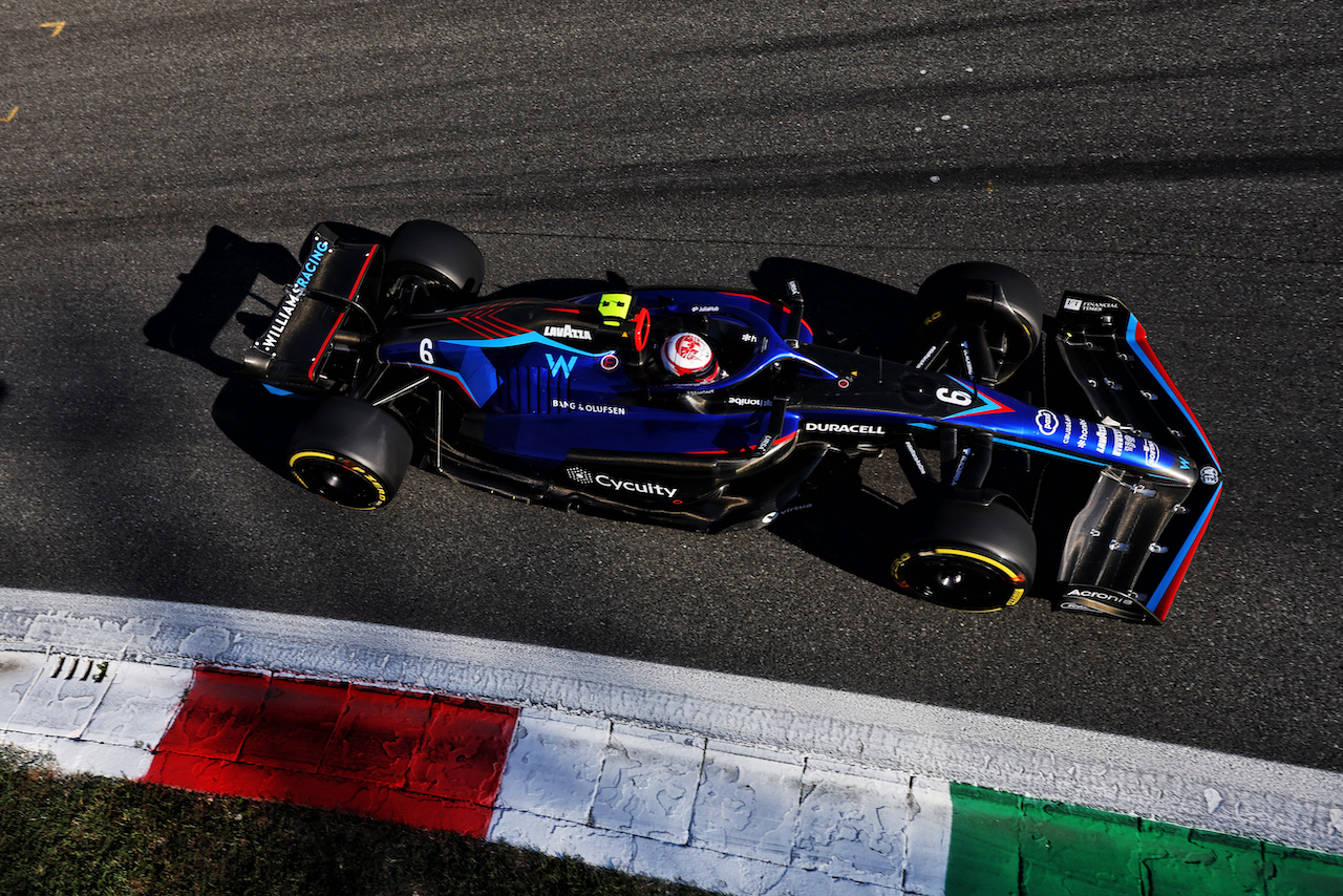 GP ITALIA, Nicholas Latifi (CDN) Williams Racing FW44.
09.09.2022. Formula 1 World Championship, Rd 16, Italian Grand Prix, Monza, Italy, Practice Day.
- www.xpbimages.com, EMail: requests@xpbimages.com © Copyright: Bearne / XPB Images