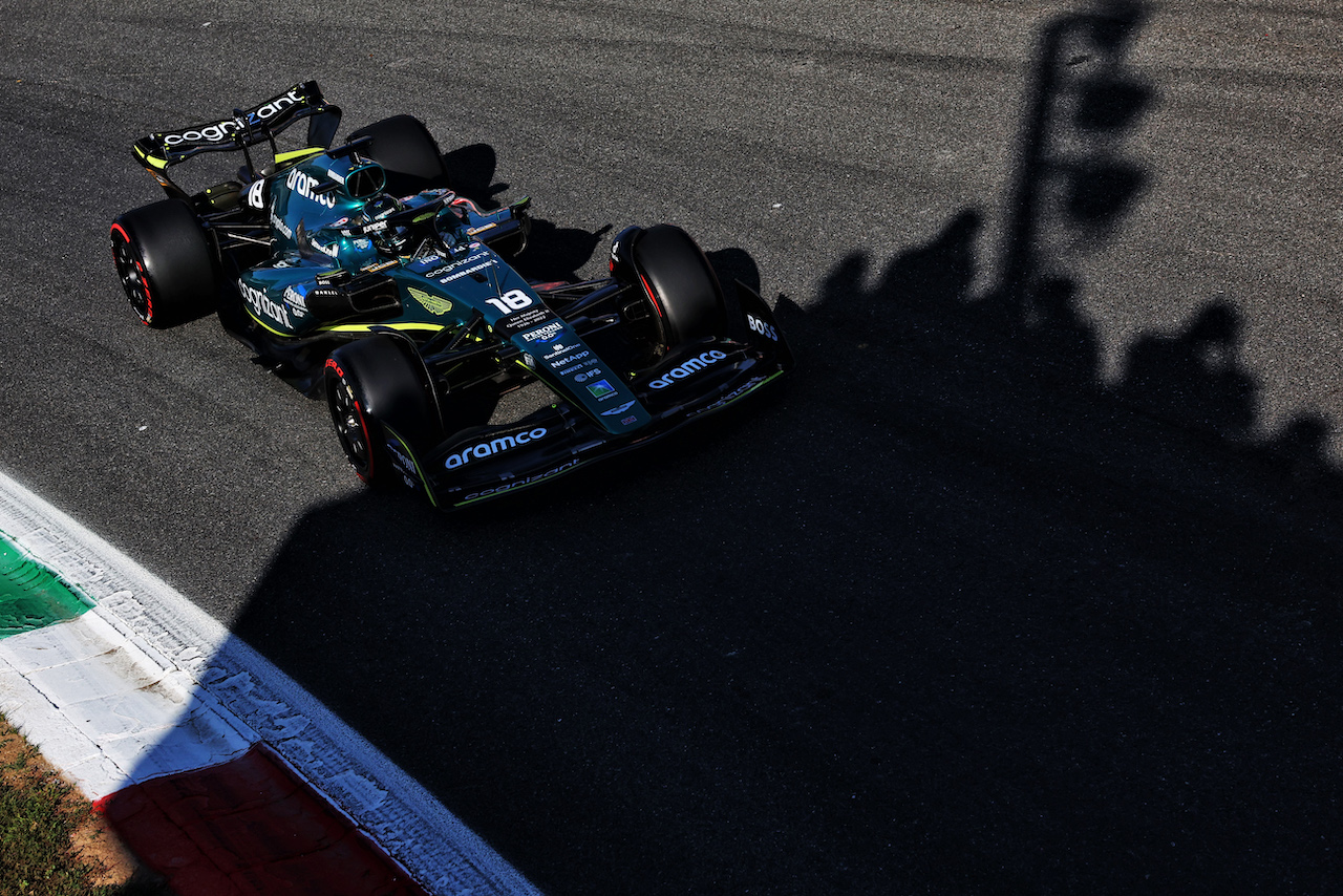 GP ITALIA, Lance Stroll (CDN) Aston Martin F1 Team AMR22.
09.09.2022. Formula 1 World Championship, Rd 16, Italian Grand Prix, Monza, Italy, Practice Day.
- www.xpbimages.com, EMail: requests@xpbimages.com © Copyright: Bearne / XPB Images