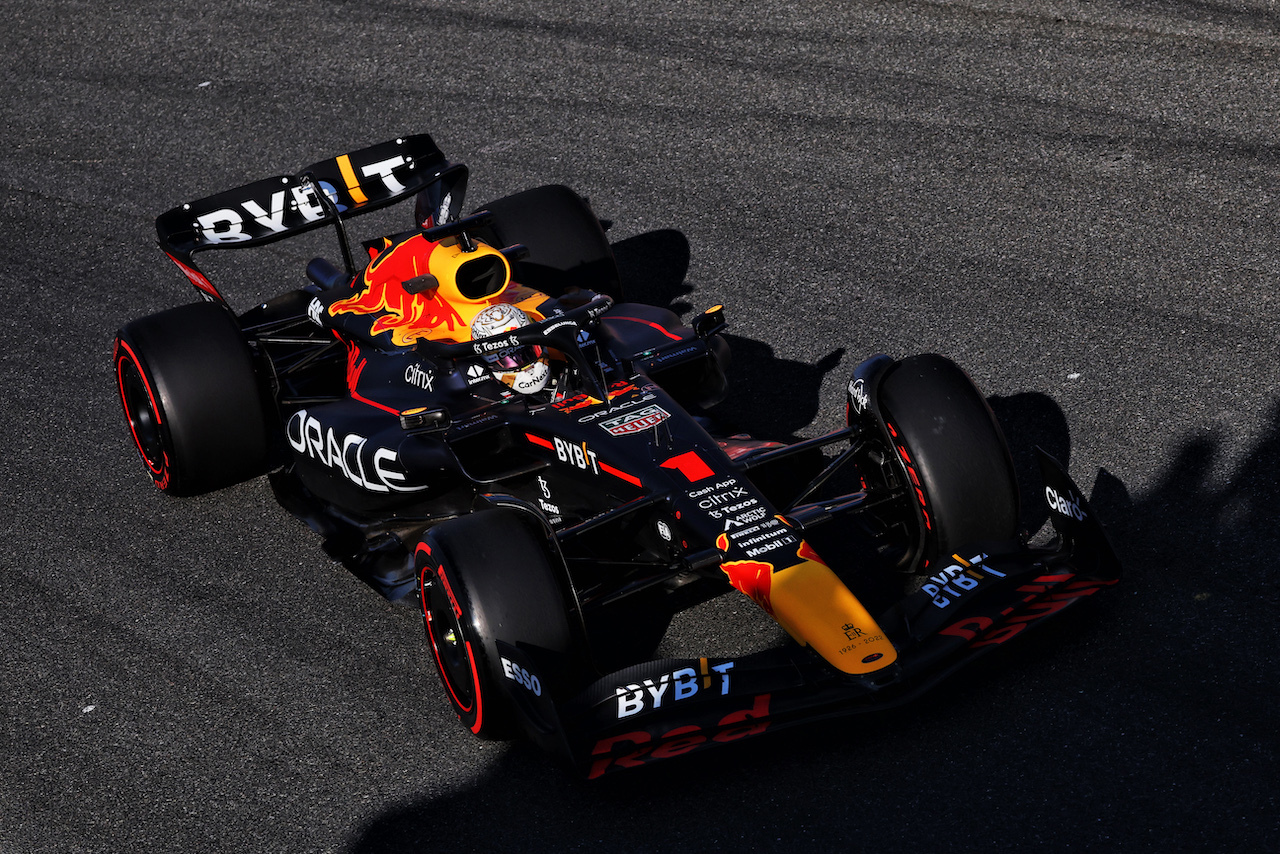 GP ITALIA, Max Verstappen (NLD) Red Bull Racing RB18.
09.09.2022. Formula 1 World Championship, Rd 16, Italian Grand Prix, Monza, Italy, Practice Day.
- www.xpbimages.com, EMail: requests@xpbimages.com © Copyright: Bearne / XPB Images