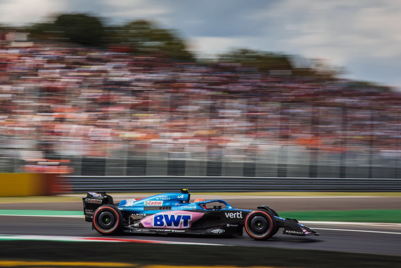 GP ITALIA, Esteban Ocon (FRA) Alpine F1 Team A522.
09.09.2022. Formula 1 World Championship, Rd 16, Italian Grand Prix, Monza, Italy, Practice Day.
- www.xpbimages.com, EMail: requests@xpbimages.com © Copyright: Bearne / XPB Images