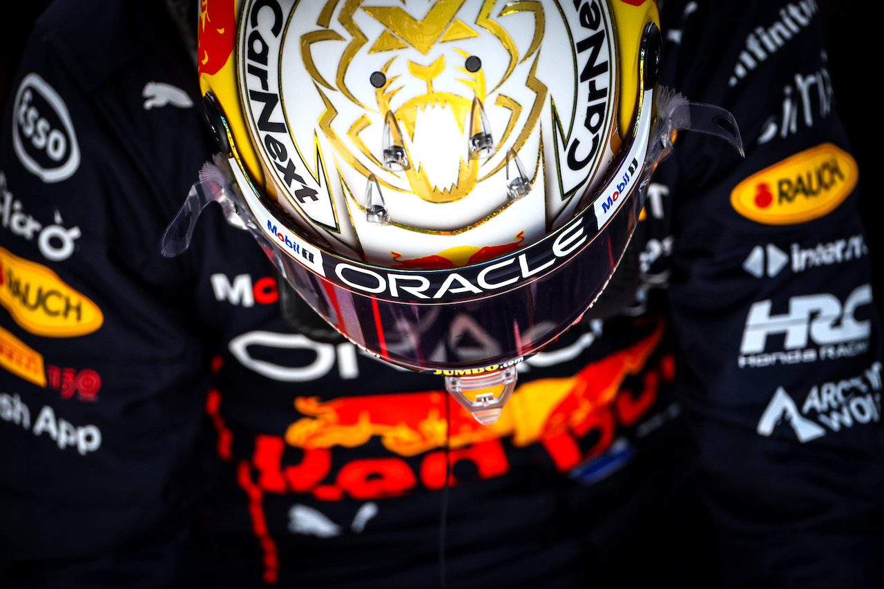 GP ITALIA, Max Verstappen (NLD), Red Bull Racing 
09.09.2022. Formula 1 World Championship, Rd 16, Italian Grand Prix, Monza, Italy, Practice Day.
- www.xpbimages.com, EMail: requests@xpbimages.com ¬© Copyright: Charniaux / XPB Images