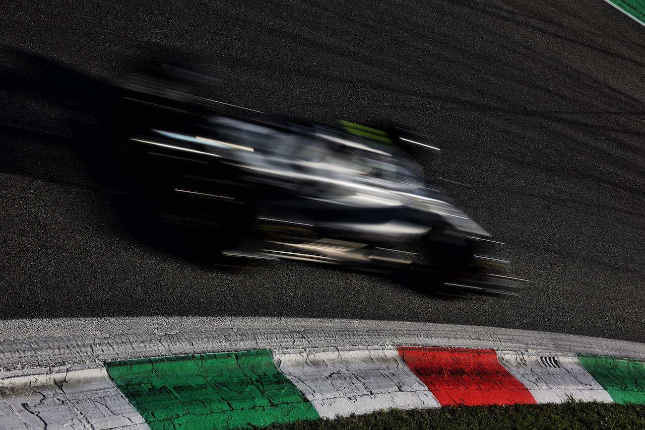 GP ITALIA, Yuki Tsunoda (JPN) AlphaTauri AT03.
09.09.2022. Formula 1 World Championship, Rd 16, Italian Grand Prix, Monza, Italy, Practice Day.
- www.xpbimages.com, EMail: requests@xpbimages.com © Copyright: Bearne / XPB Images
