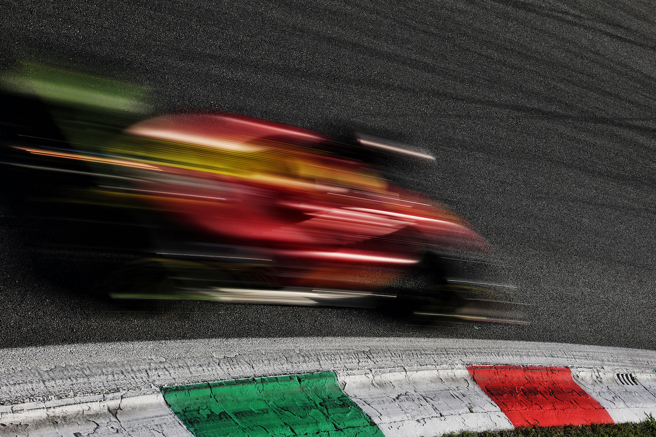 GP ITALIA, Charles Leclerc (MON) Ferrari F1-75.
09.09.2022. Formula 1 World Championship, Rd 16, Italian Grand Prix, Monza, Italy, Practice Day.
- www.xpbimages.com, EMail: requests@xpbimages.com © Copyright: Bearne / XPB Images
