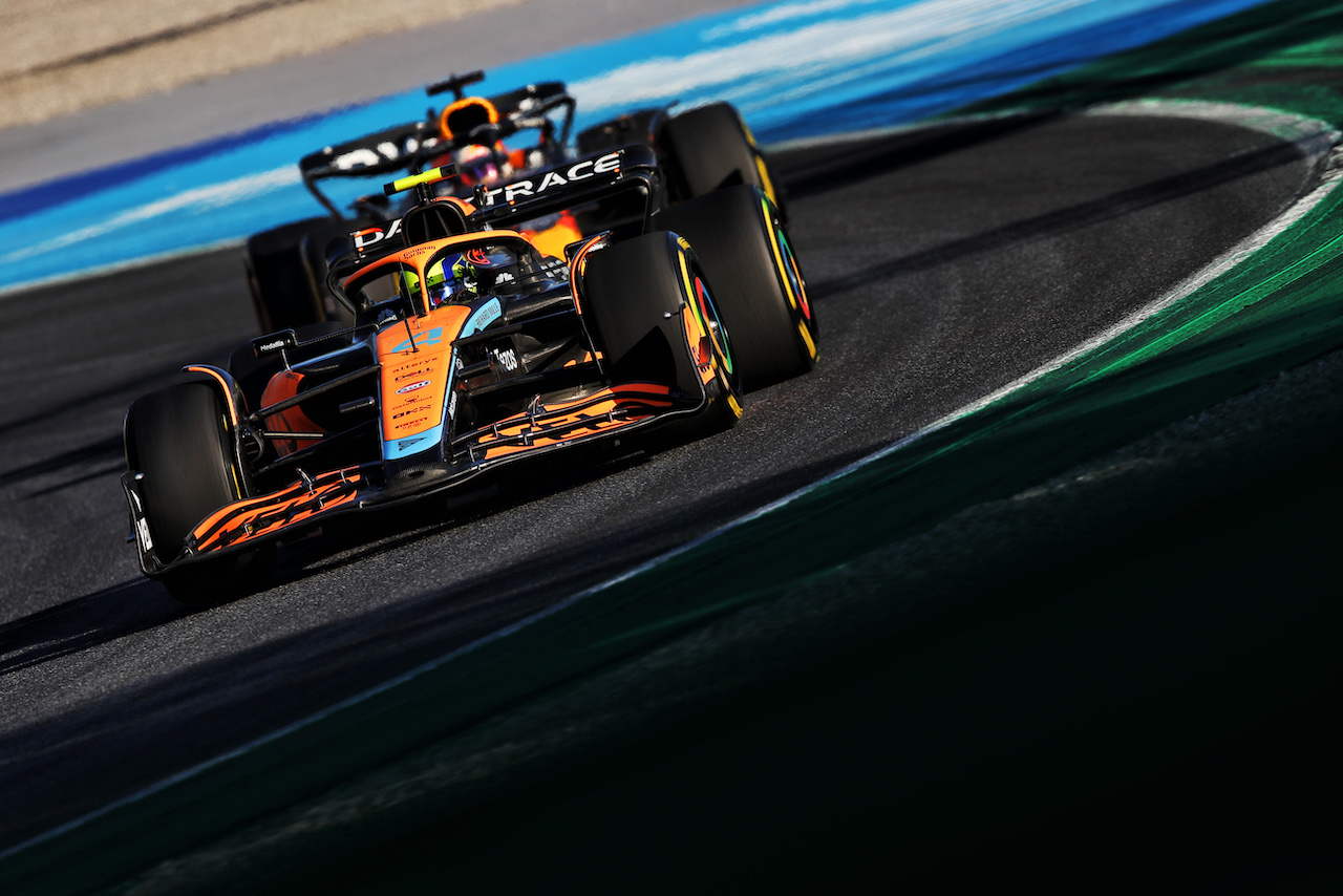 GP ITALIA, Lando Norris (GBR) McLaren MCL36.
09.09.2022. Formula 1 World Championship, Rd 16, Italian Grand Prix, Monza, Italy, Practice Day.
 - www.xpbimages.com, EMail: requests@xpbimages.com © Copyright: Coates / XPB Images