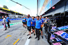 GP ITALIA, Alpine F1 Team in the pits as a minute's silence is held in memory of Queen Elizabeth II.
09.09.2022. Formula 1 World Championship, Rd 16, Italian Grand Prix, Monza, Italy, Practice Day.
- www.xpbimages.com, EMail: requests@xpbimages.com © Copyright: Charniaux / XPB Images