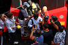 GP ITALIA, Carlos Sainz Jr (ESP) Ferrari with fans.
09.09.2022. Formula 1 World Championship, Rd 16, Italian Grand Prix, Monza, Italy, Practice Day.
- www.xpbimages.com, EMail: requests@xpbimages.com © Copyright: Batchelor / XPB Images