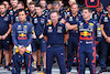 GP ITALIA, (L to R): Sergio Perez (MEX) Red Bull Racing; Christian Horner (GBR) Red Bull Racing Team Principal; e Max Verstappen (NLD) Red Bull Racing, in the pits as a minute's silence is held in memory of Queen Elizabeth II.
09.09.2022. Formula 1 World Championship, Rd 16, Italian Grand Prix, Monza, Italy, Practice Day.
- www.xpbimages.com, EMail: requests@xpbimages.com © Copyright: Batchelor / XPB Images