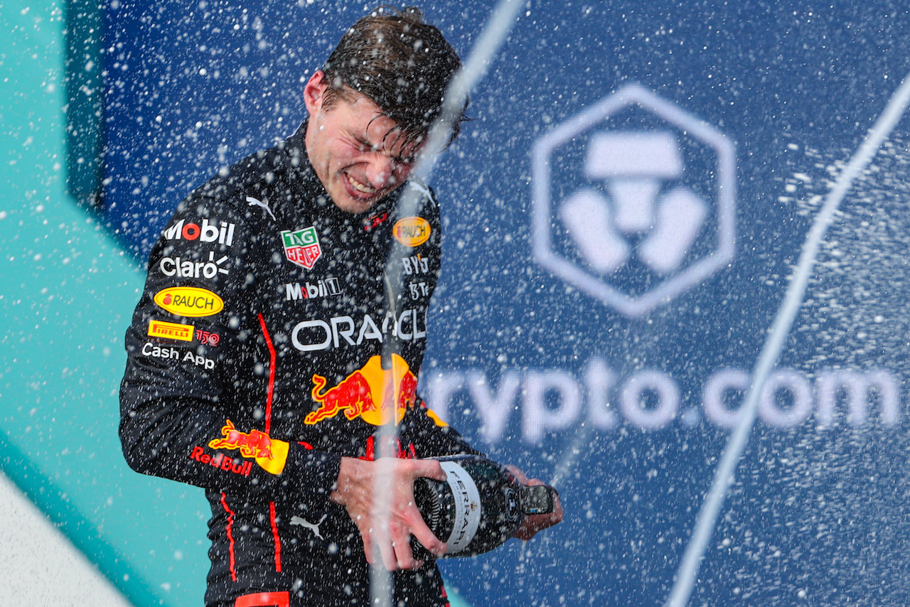 GP MIAMI, Max Verstappen (NLD), Red Bull Racing 
08.05.2022. Formula 1 World Championship, Rd 5, Miami Grand Prix, Miami, Florida, USA, Gara Day.
- www.xpbimages.com, EMail: requests@xpbimages.com ¬© Copyright: Charniaux / XPB Images