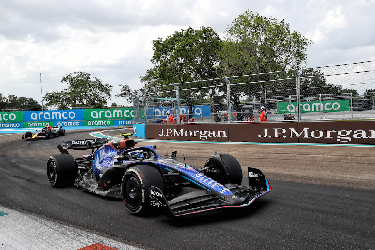 GP MIAMI, Nicholas Latifi (CDN) Williams Racing FW44.
08.05.2022. Formula 1 World Championship, Rd 5, Miami Grand Prix, Miami, Florida, USA, Gara Day.
 - www.xpbimages.com, EMail: requests@xpbimages.com © Copyright: Coates / XPB Images