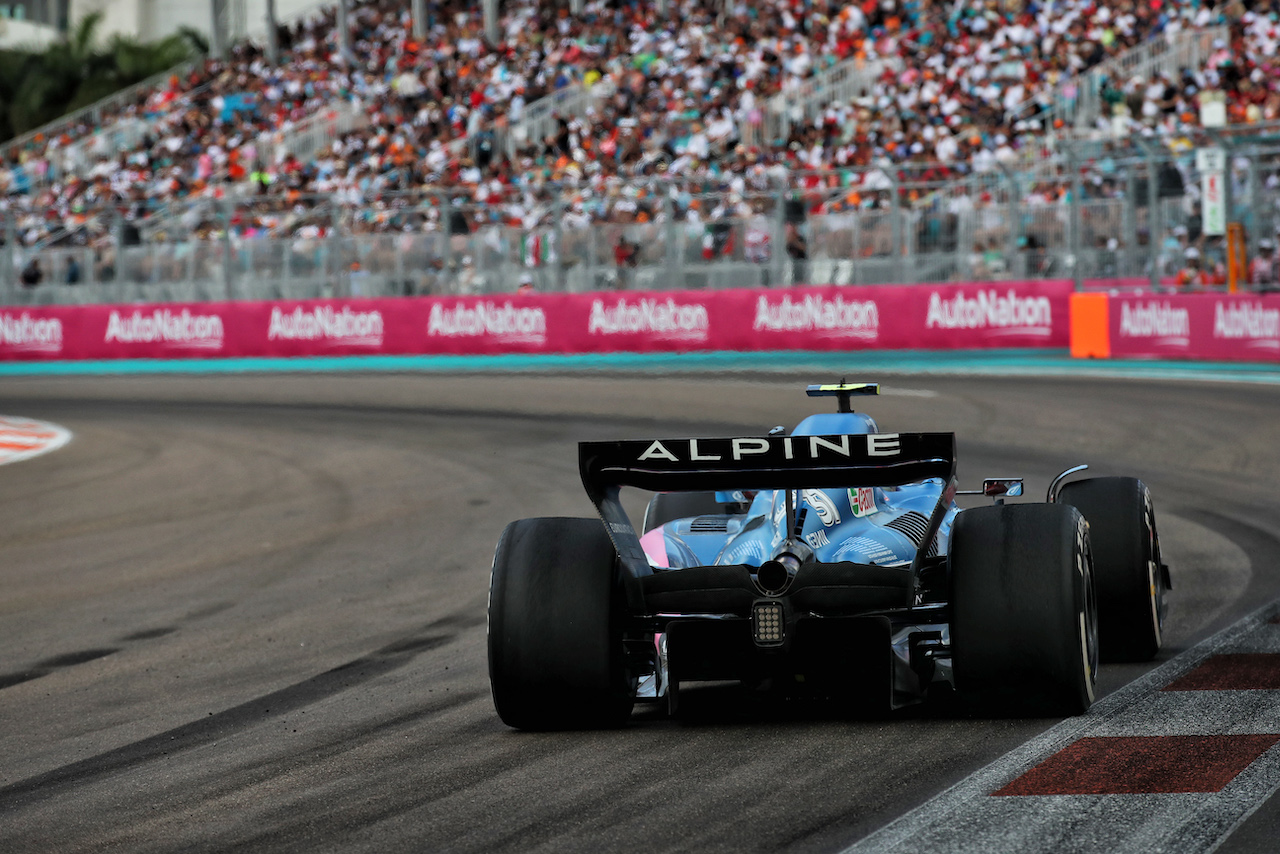 GP MIAMI, Esteban Ocon (FRA) Alpine F1 Team A522.
08.05.2022. Formula 1 World Championship, Rd 5, Miami Grand Prix, Miami, Florida, USA, Gara Day.
 - www.xpbimages.com, EMail: requests@xpbimages.com © Copyright: Coates / XPB Images