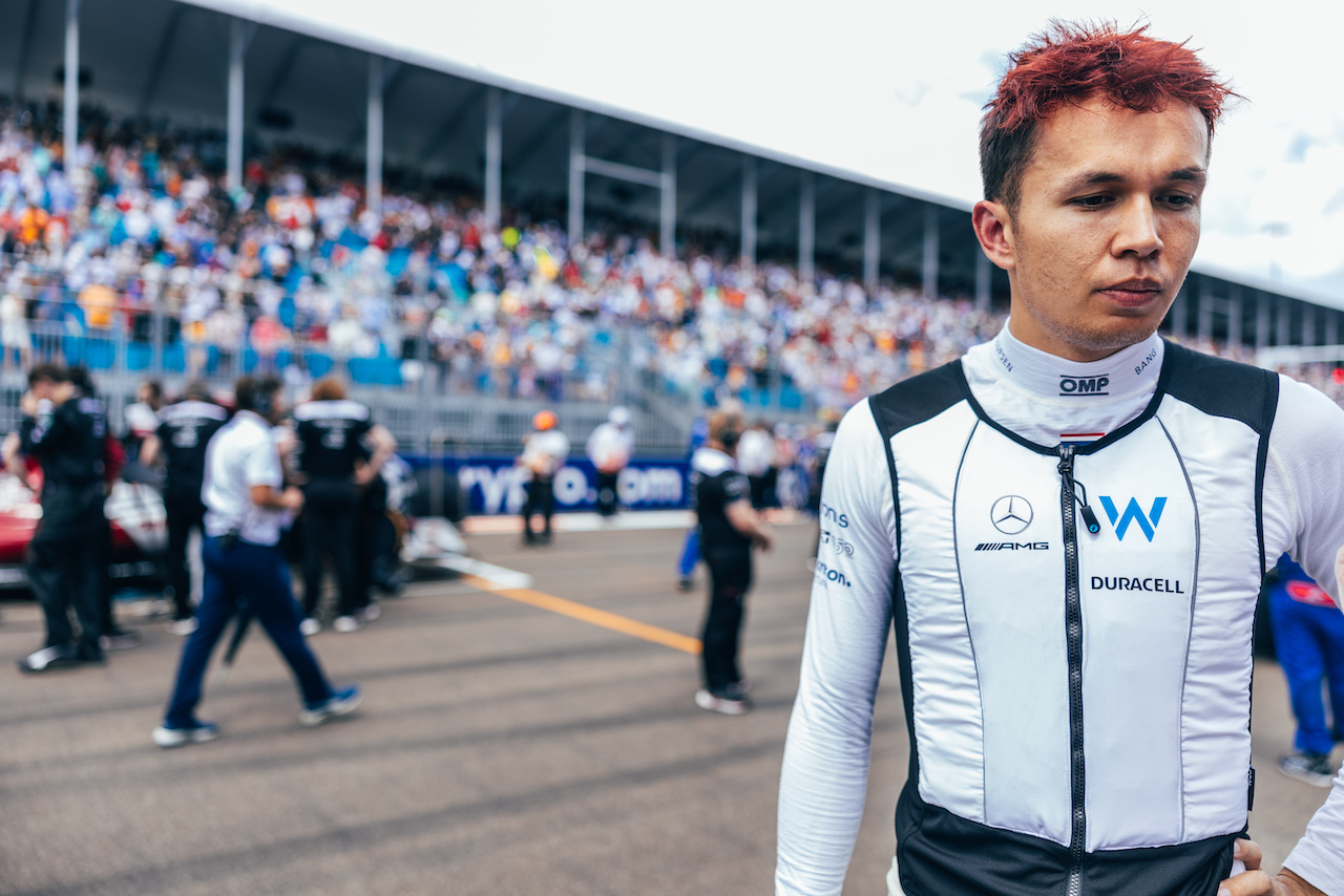 GP MIAMI, Alexander Albon (THA) Williams Racing on the grid.
08.05.2022. Formula 1 World Championship, Rd 5, Miami Grand Prix, Miami, Florida, USA, Gara Day.
- www.xpbimages.com, EMail: requests@xpbimages.com © Copyright: Bearne / XPB Images