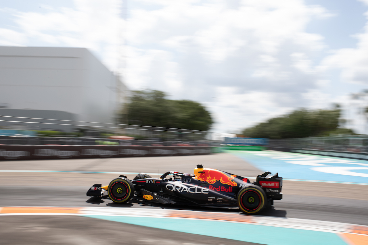 GP MIAMI, Max Verstappen (NLD) Red Bull Racing RB18.
08.05.2022. Formula 1 World Championship, Rd 5, Miami Grand Prix, Miami, Florida, USA, Gara Day.
- www.xpbimages.com, EMail: requests@xpbimages.com © Copyright: Price / XPB Images