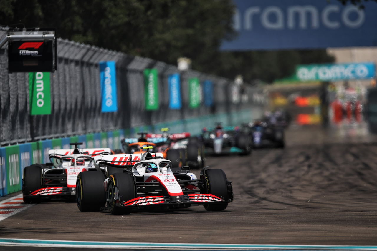 GP MIAMI, Mick Schumacher (GER) Haas VF-22.
08.05.2022. Formula 1 World Championship, Rd 5, Miami Grand Prix, Miami, Florida, USA, Gara Day.
 - www.xpbimages.com, EMail: requests@xpbimages.com © Copyright: Coates / XPB Images