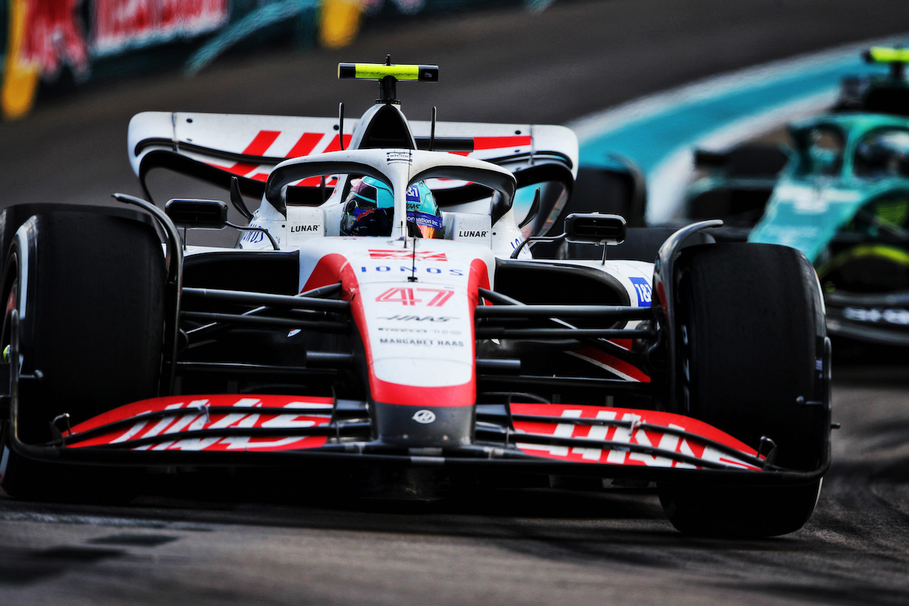 GP MIAMI, Mick Schumacher (GER) Haas VF-22.
08.05.2022. Formula 1 World Championship, Rd 5, Miami Grand Prix, Miami, Florida, USA, Gara Day.
- www.xpbimages.com, EMail: requests@xpbimages.com © Copyright: Rew / XPB Images