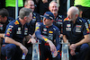 GP MIAMI, Max Verstappen (NLD) Red Bull Racing (Centre) celebrates with Christian Horner (GBR) Red Bull Racing Team Principal (Left), Adrian Newey (GBR) Red Bull Racing Chief Technical Officer (Right), e the team.
08.05.2022. Formula 1 World Championship, Rd 5, Miami Grand Prix, Miami, Florida, USA, Gara Day.
 - www.xpbimages.com, EMail: requests@xpbimages.com © Copyright: Coates / XPB Images