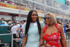 GP MIAMI, (L to R): Venus Williams (USA) Tennis player e sister Serena Williams (USA) Tennis Player on the grid.
08.05.2022. Formula 1 World Championship, Rd 5, Miami Grand Prix, Miami, Florida, USA, Gara Day.
 - www.xpbimages.com, EMail: requests@xpbimages.com © Copyright: Coates / XPB Images