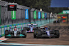 GP MIAMI, (L to R): George Russell (GBR) Mercedes AMG F1 W13 e Alexander Albon (THA) Williams Racing FW44 battle for position.
08.05.2022. Formula 1 World Championship, Rd 5, Miami Grand Prix, Miami, Florida, USA, Gara Day.
 - www.xpbimages.com, EMail: requests@xpbimages.com © Copyright: Coates / XPB Images