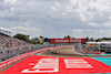 GP MIAMI, Carlos Sainz Jr (ESP) Ferrari F1-75.
08.05.2022. Formula 1 World Championship, Rd 5, Miami Grand Prix, Miami, Florida, USA, Gara Day.
- www.xpbimages.com, EMail: requests@xpbimages.com © Copyright: Rew / XPB Images