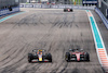 GP MIAMI, (L to R): Max Verstappen (NLD) Red Bull Racing RB18 overtakes Charles Leclerc (MON) Ferrari F1-75 to lead the race.
08.05.2022. Formula 1 World Championship, Rd 5, Miami Grand Prix, Miami, Florida, USA, Gara Day.
- www.xpbimages.com, EMail: requests@xpbimages.com © Copyright: Charniaux / XPB Images