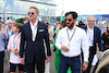 GP MIAMI, Tom Garfinkel (USA)Vice Chairman, President e Chief Executive Officer of the Miami Dolphins e Hard Rock Stadium with Mohammed Bin Sulayem (UAE) FIA President on the grid.
08.05.2022. Formula 1 World Championship, Rd 5, Miami Grand Prix, Miami, Florida, USA, Gara Day.
- www.xpbimages.com, EMail: requests@xpbimages.com ¬© Copyright: Batchelor / XPB Images