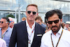 GP MIAMI, Tom Garfinkel (USA)Vice Chairman, President e Chief Executive Officer of the Miami Dolphins e Hard Rock Stadium with Mohammed Bin Sulayem (UAE) FIA President on the grid.
08.05.2022. Formula 1 World Championship, Rd 5, Miami Grand Prix, Miami, Florida, USA, Gara Day.
- www.xpbimages.com, EMail: requests@xpbimages.com © Copyright: Batchelor / XPB Images