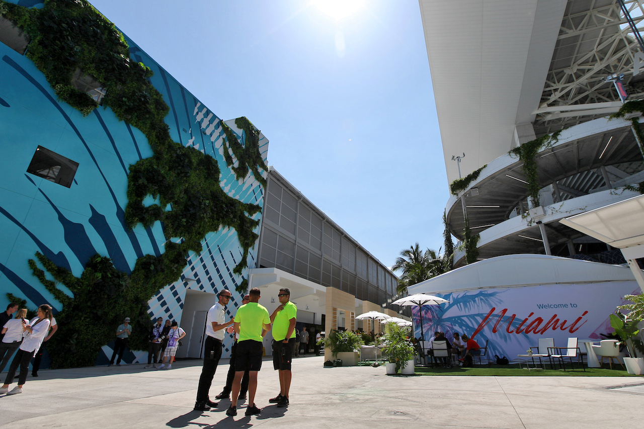 GP MIAMI, Paddock Atmosfera.
05.05.2022. Formula 1 World Championship, Rd 5, Miami Grand Prix, Miami, Florida, USA, Preparation Day.
- www.xpbimages.com, EMail: requests@xpbimages.com © Copyright: Rew / XPB Images