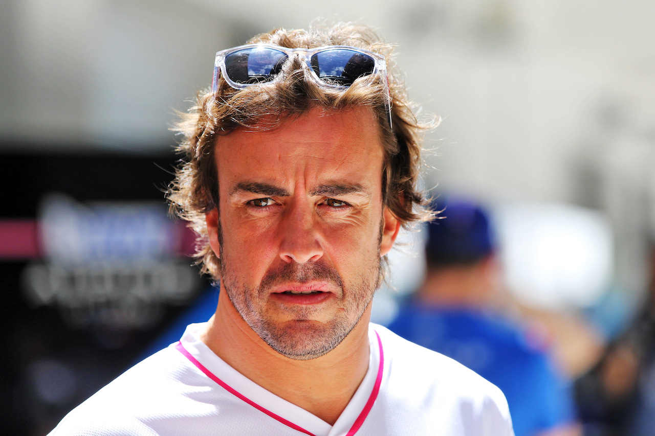GP MIAMI, Fernando Alonso (ESP) Alpine F1 Team.
05.05.2022. Formula 1 World Championship, Rd 5, Miami Grand Prix, Miami, Florida, USA, Preparation Day.
- www.xpbimages.com, EMail: requests@xpbimages.com © Copyright: Rew / XPB Images