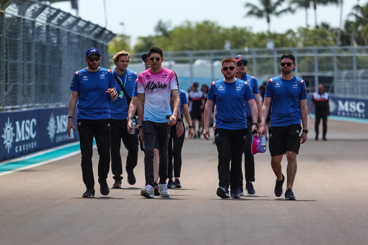 GP MIAMI, Esteban Ocon (FRA), Alpine F1 Team 
05.05.2022. Formula 1 World Championship, Rd 5, Miami Grand Prix, Miami, Florida, USA, Preparation Day.
- www.xpbimages.com, EMail: requests@xpbimages.com ¬© Copyright: Charniaux / XPB Images