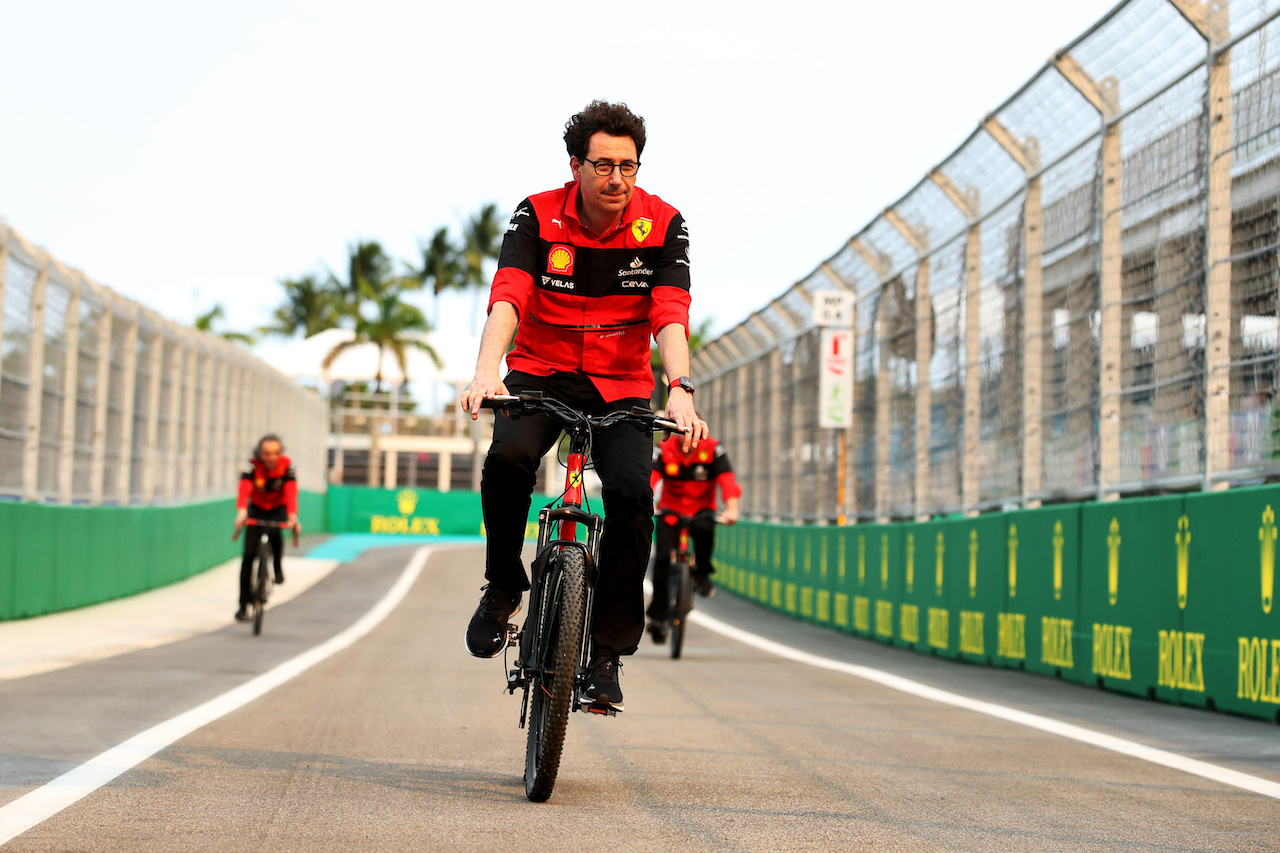GP MIAMI, Mattia Binotto (ITA) Ferrari Team Principal rides the circuit.
05.05.2022. Formula 1 World Championship, Rd 5, Miami Grand Prix, Miami, Florida, USA, Preparation Day.
 - www.xpbimages.com, EMail: requests@xpbimages.com © Copyright: Coates / XPB Images