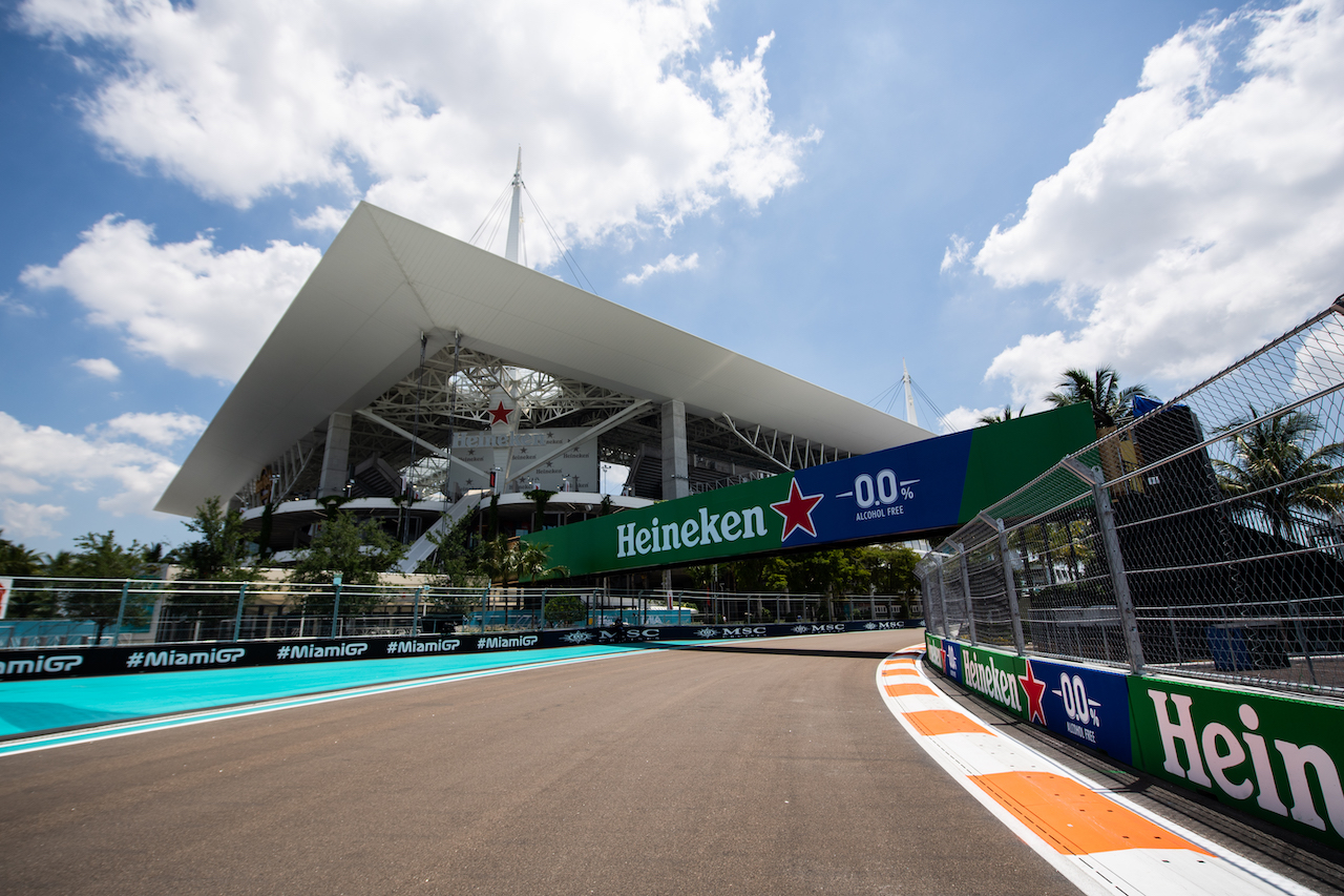 GP MIAMI, Circuit Atmosfera - track detail.
05.05.2022. Formula 1 World Championship, Rd 5, Miami Grand Prix, Miami, Florida, USA, Preparation Day.
- www.xpbimages.com, EMail: requests@xpbimages.com © Copyright: Price / XPB Images