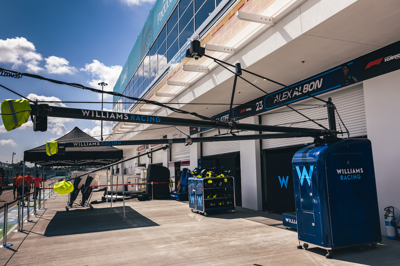 GP MIAMI, Williams Racing pit garages e equipment.
05.05.2022. Formula 1 World Championship, Rd 5, Miami Grand Prix, Miami, Florida, USA, Preparation Day.
- www.xpbimages.com, EMail: requests@xpbimages.com © Copyright: Bearne / XPB Images