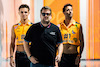 GP MIAMI, James Corden, Lando Norris (GBR), McLaren F1 Team e Daniel Ricciardo (AUS), McLaren F1 Team 
05.05.2022. Formula 1 World Championship, Rd 5, Miami Grand Prix, Miami, Florida, USA, Preparation Day.
- www.xpbimages.com, EMail: requests@xpbimages.com © Copyright: Charniaux / XPB Images