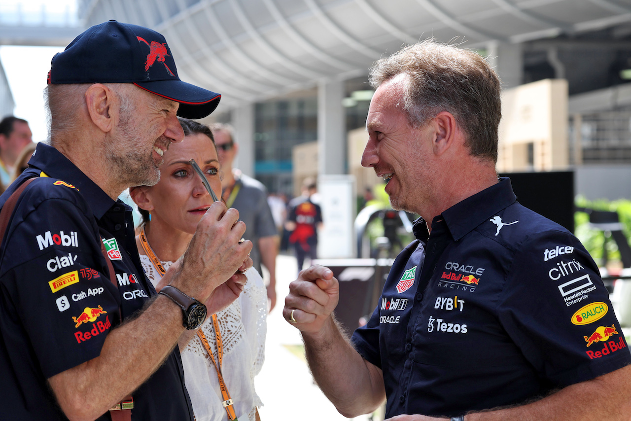 GP MIAMI, (L to R): Adrian Newey (GBR) Red Bull Racing Chief Technical Officer with Christian Horner (GBR) Red Bull Racing Team Principal.
07.05.2022. Formula 1 World Championship, Rd 5, Miami Grand Prix, Miami, Florida, USA, Qualifiche Day.
- www.xpbimages.com, EMail: requests@xpbimages.com © Copyright: Bearne / XPB Images