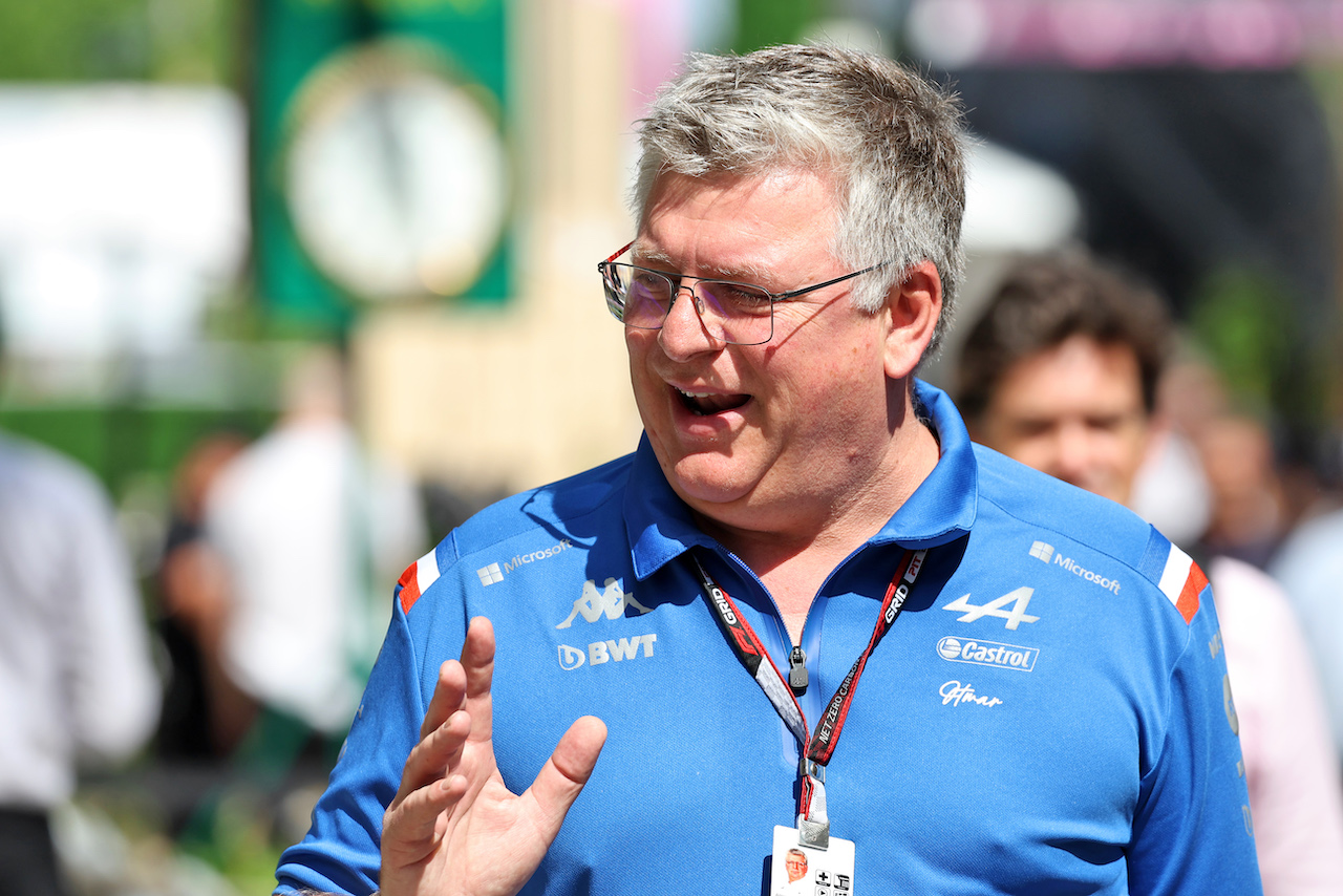 GP MIAMI, Otmar Szafnauer (USA) Alpine F1 Team, Team Principal.
07.05.2022. Formula 1 World Championship, Rd 5, Miami Grand Prix, Miami, Florida, USA, Qualifiche Day.
- www.xpbimages.com, EMail: requests@xpbimages.com © Copyright: Bearne / XPB Images