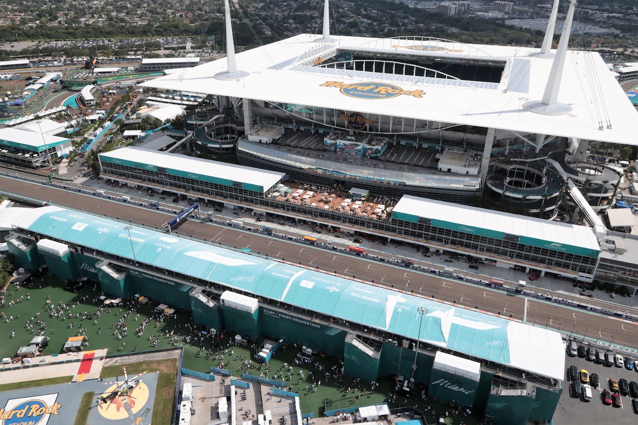 GP MIAMI, An aerial view of the circuit.
07.05.2022. Formula 1 World Championship, Rd 5, Miami Grand Prix, Miami, Florida, USA, Qualifiche Day.
- www.xpbimages.com, EMail: requests@xpbimages.com © Copyright: F1/ XPB Images