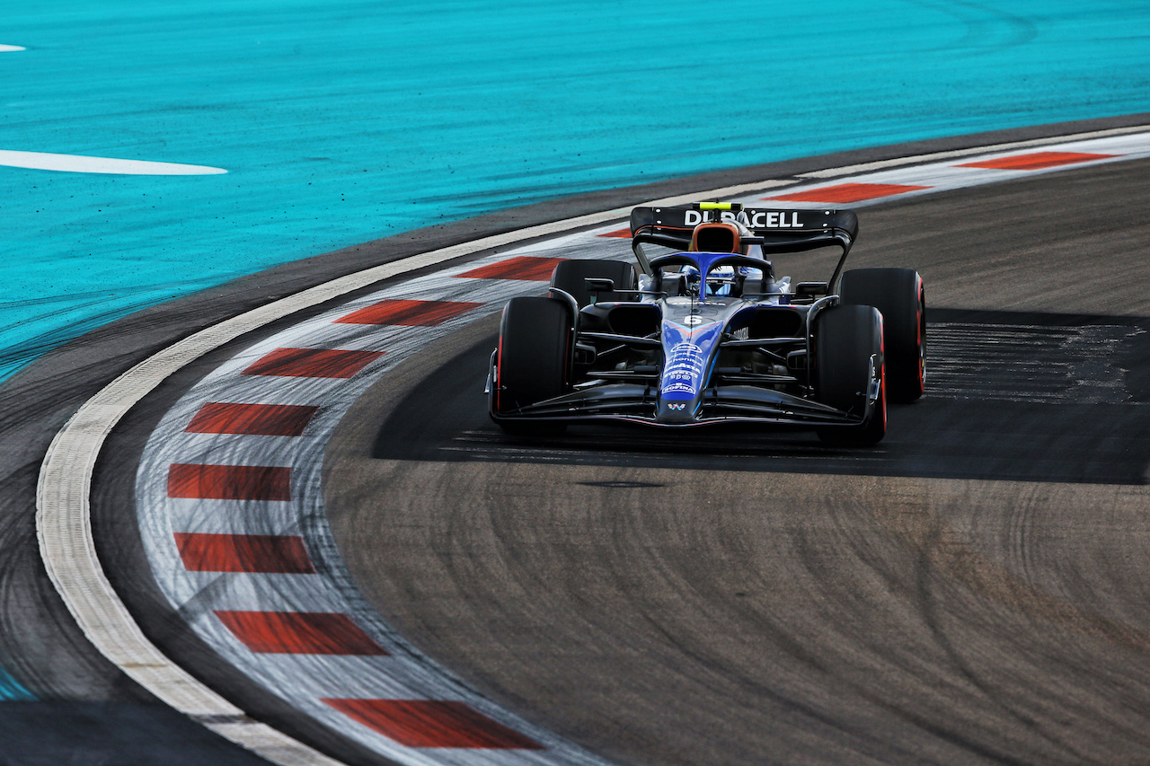 GP MIAMI, Nicholas Latifi (CDN) Williams Racing FW44.
07.05.2022. Formula 1 World Championship, Rd 5, Miami Grand Prix, Miami, Florida, USA, Qualifiche Day.
- www.xpbimages.com, EMail: requests@xpbimages.com © Copyright: Rew / XPB Images