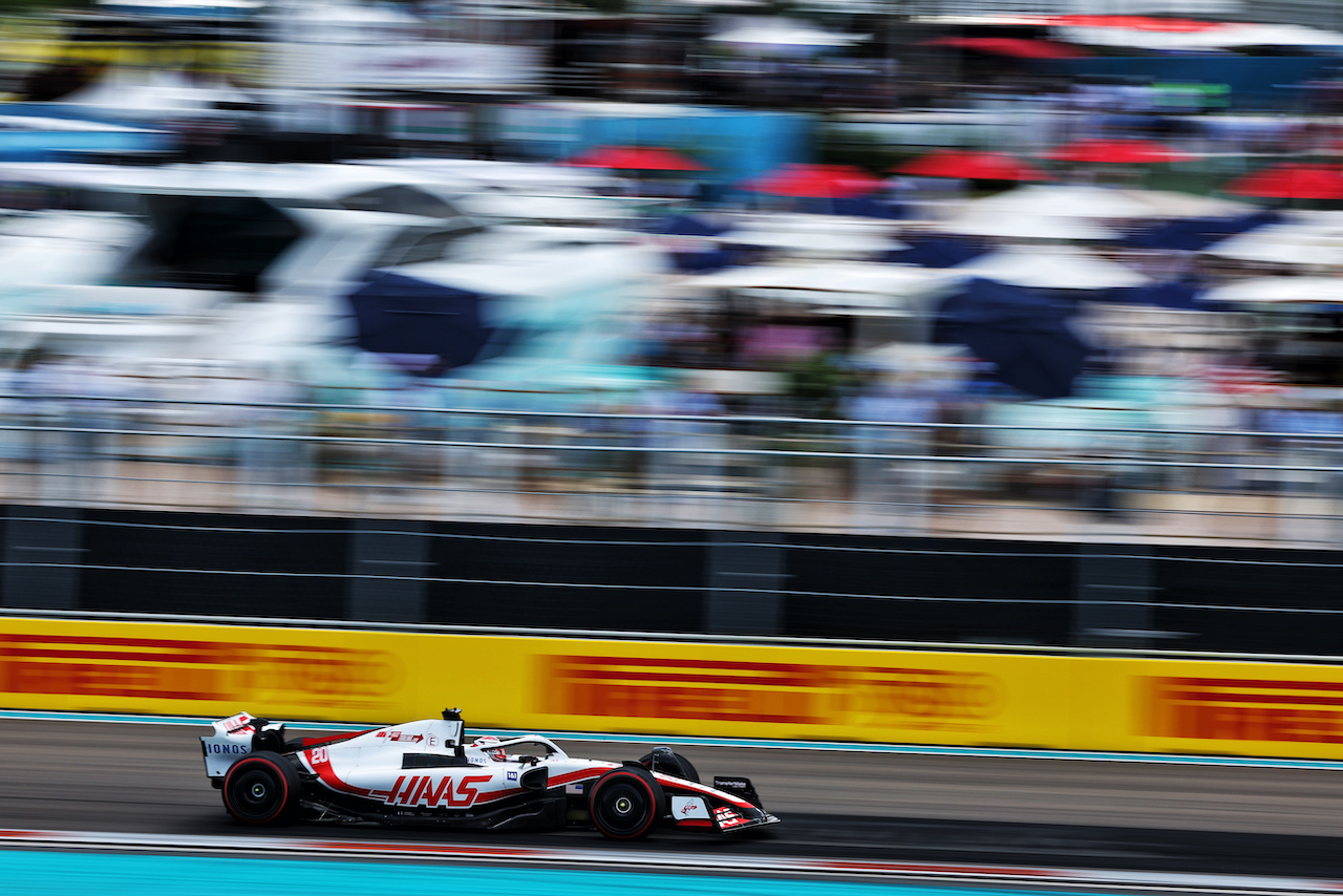 GP MIAMI, Kevin Magnussen (DEN) Haas VF-22.
07.05.2022. Formula 1 World Championship, Rd 5, Miami Grand Prix, Miami, Florida, USA, Qualifiche Day.
- www.xpbimages.com, EMail: requests@xpbimages.com © Copyright: Bearne / XPB Images