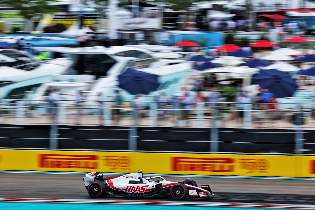 GP MIAMI, Mick Schumacher (GER) Haas VF-22.
07.05.2022. Formula 1 World Championship, Rd 5, Miami Grand Prix, Miami, Florida, USA, Qualifiche Day.
- www.xpbimages.com, EMail: requests@xpbimages.com © Copyright: Bearne / XPB Images