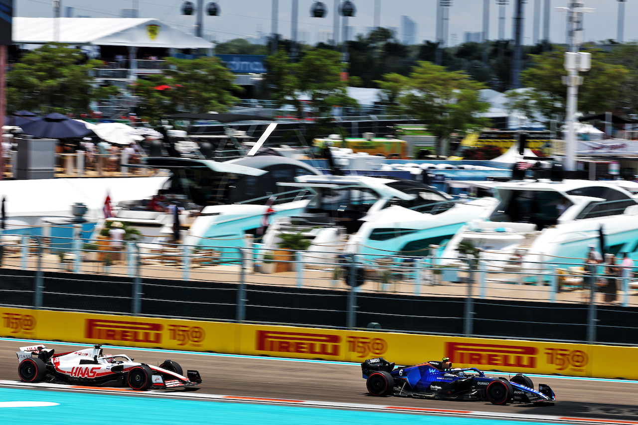 GP MIAMI, Nicholas Latifi (CDN) Williams Racing FW44.
07.05.2022. Formula 1 World Championship, Rd 5, Miami Grand Prix, Miami, Florida, USA, Qualifiche Day.
- www.xpbimages.com, EMail: requests@xpbimages.com © Copyright: Bearne / XPB Images