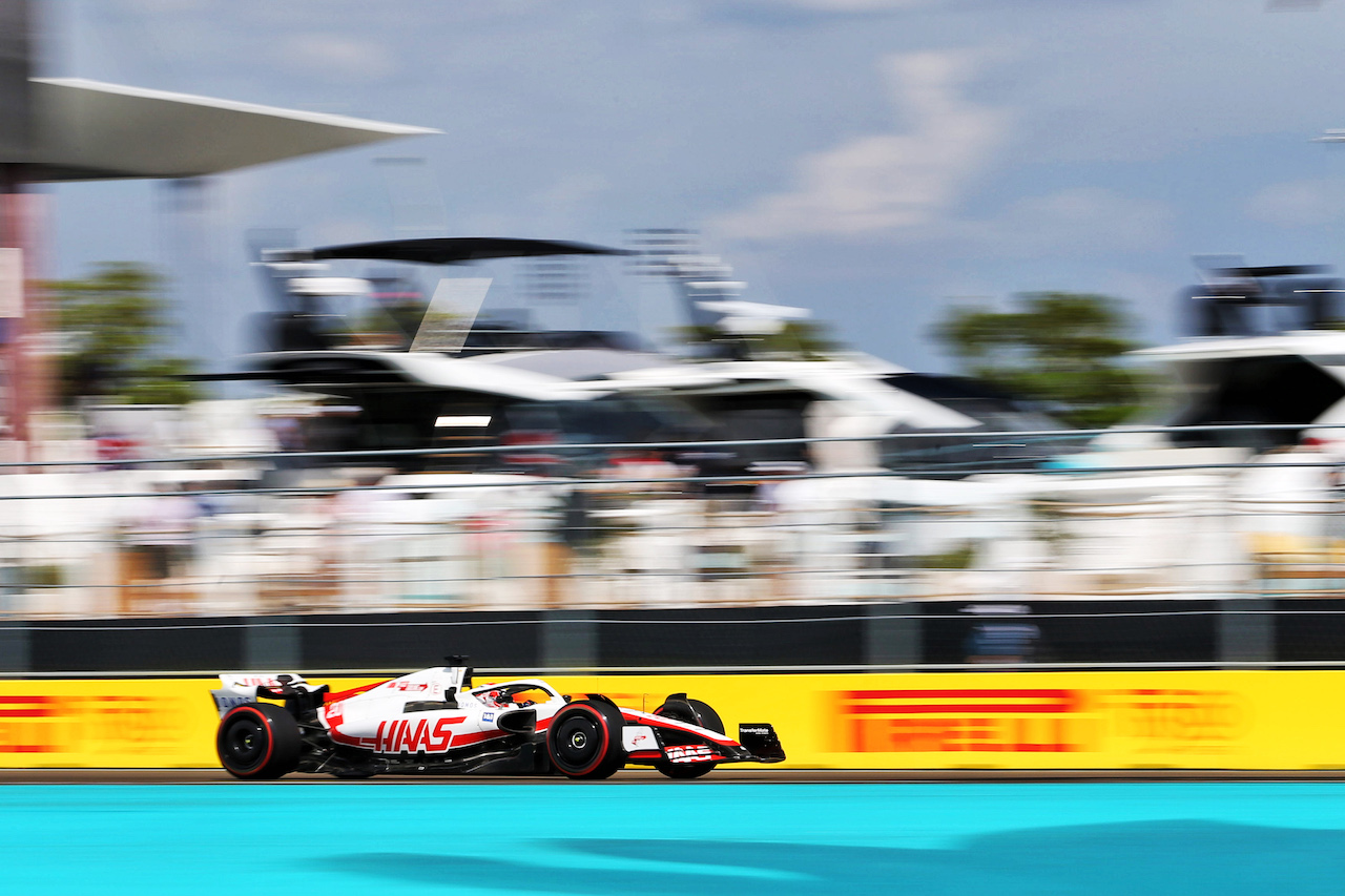 GP MIAMI, Kevin Magnussen (DEN) Haas VF-22.
07.05.2022. Formula 1 World Championship, Rd 5, Miami Grand Prix, Miami, Florida, USA, Qualifiche Day.
- www.xpbimages.com, EMail: requests@xpbimages.com © Copyright: Rew / XPB Images