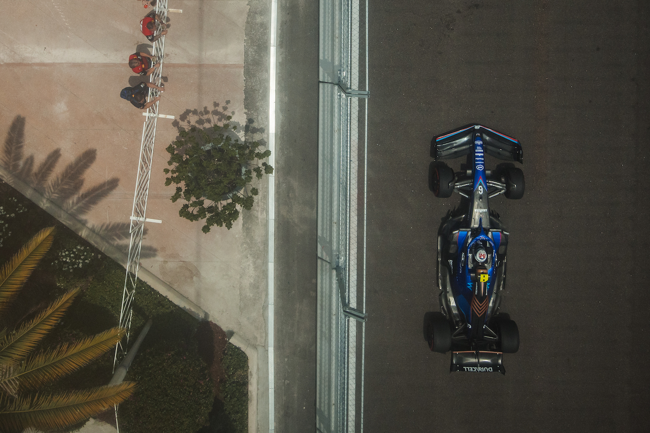 GP MIAMI, Nicholas Latifi (CDN) Williams Racing FW44.
07.05.2022. Formula 1 World Championship, Rd 5, Miami Grand Prix, Miami, Florida, USA, Qualifiche Day.
- www.xpbimages.com, EMail: requests@xpbimages.com © Copyright: Bearne / XPB Images