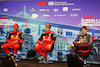 GP MIAMI, The top three qualifying FIA Press Conference (L to R): Carlos Sainz Jr (ESP) Ferrari; Charles Leclerc (MON) Ferrari; Max Verstappen (NLD) Red Bull Racing.
07.05.2022. Formula 1 World Championship, Rd 5, Miami Grand Prix, Miami, Florida, USA, Qualifiche Day.
- www.xpbimages.com, EMail: requests@xpbimages.com © Copyright: Bearne / XPB Images