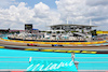GP MIAMI, Nicholas Latifi (CDN) Williams Racing FW44 davanti a Carlos Sainz Jr (ESP) Ferrari F1-75.
07.05.2022. Formula 1 World Championship, Rd 5, Miami Grand Prix, Miami, Florida, USA, Qualifiche Day.
- www.xpbimages.com, EMail: requests@xpbimages.com © Copyright: Rew / XPB Images