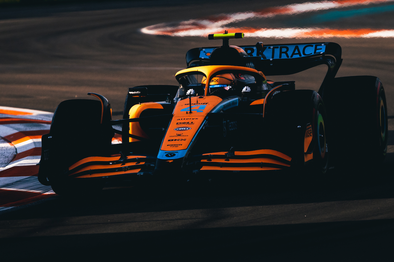 GP MIAMI, Lando Norris (GBR) McLaren MCL36.
06.05.2022. Formula 1 World Championship, Rd 5, Miami Grand Prix, Miami, Florida, USA, Practice Day.
- www.xpbimages.com, EMail: requests@xpbimages.com © Copyright: Bearne / XPB Images